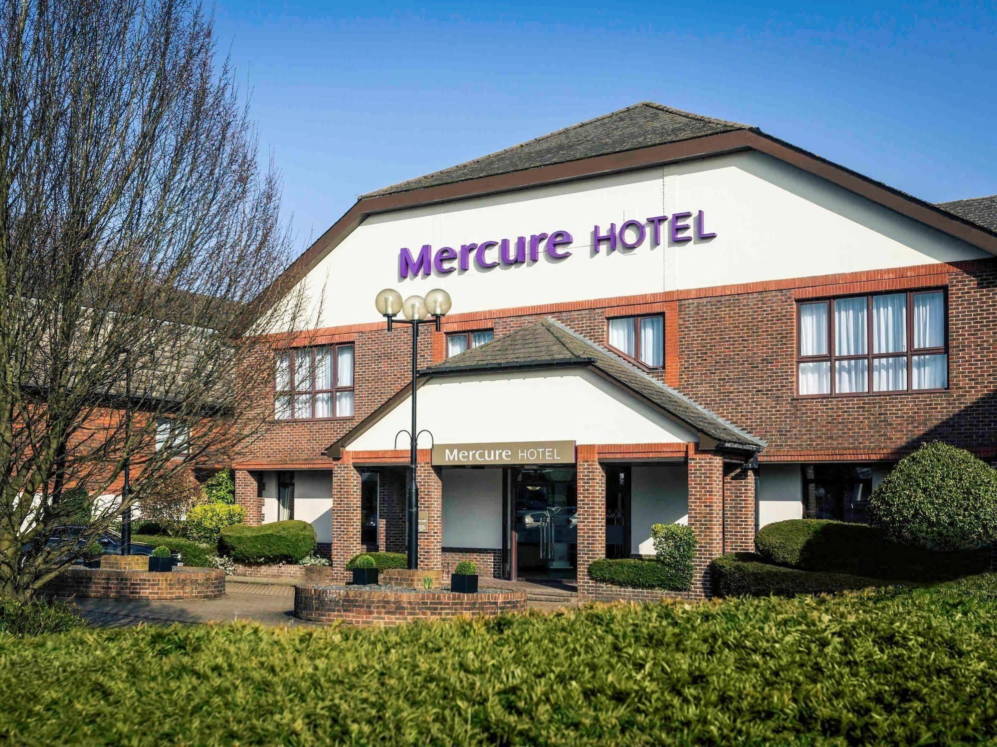 Mercure Dartford Brands Hatch Hotel & Spa Ash  Exterior photo